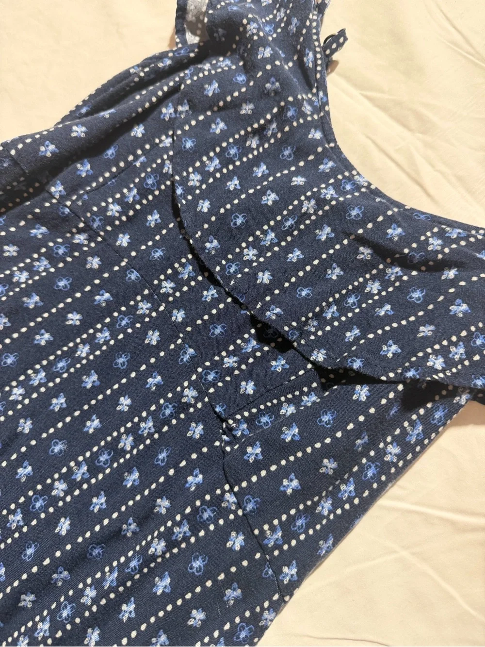 Abercrombie Kids ruffle sleeve fit-and-flare dress size Medium